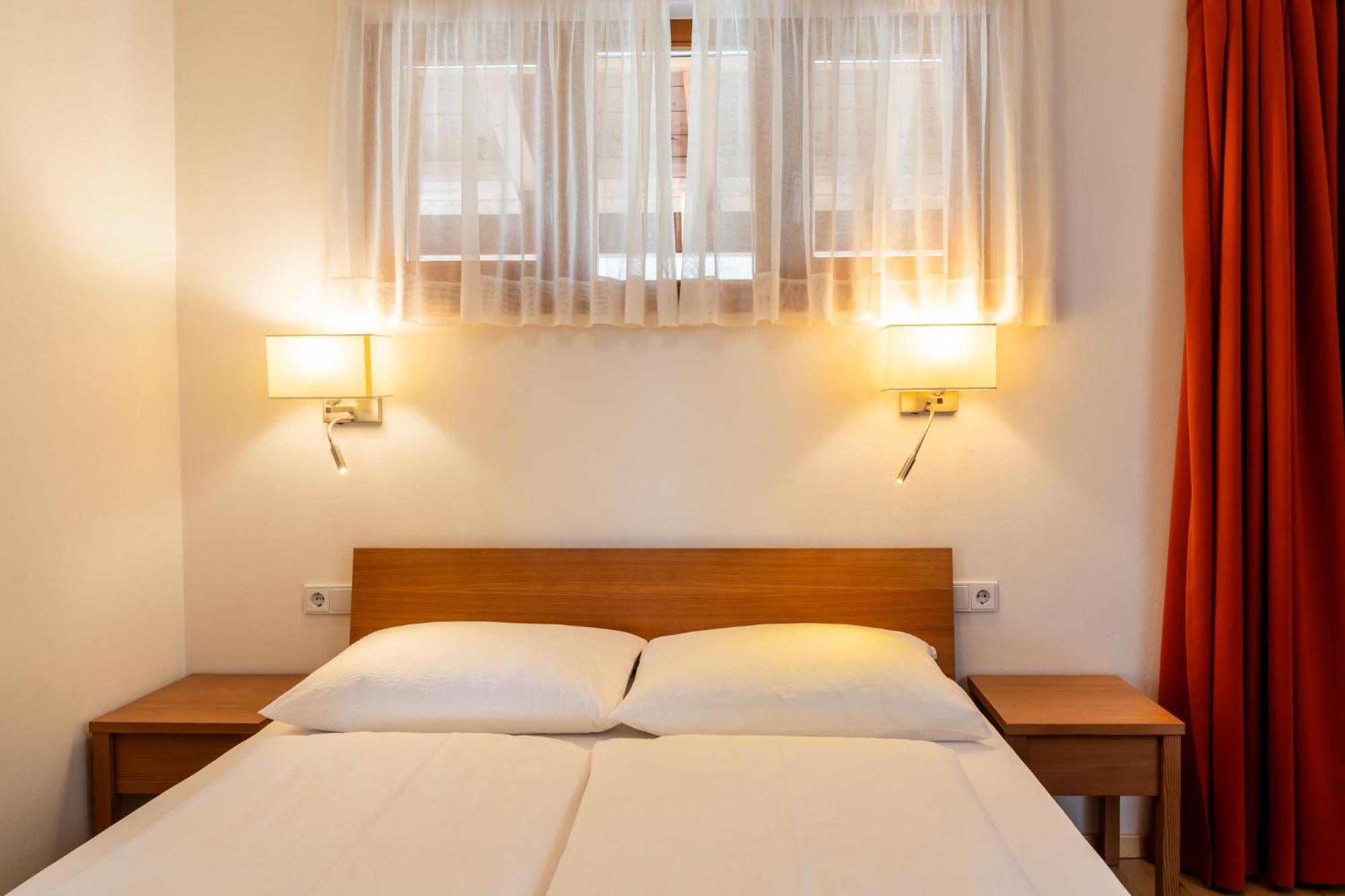 St. Ulrichhof Apartment Lana Luaran gambar