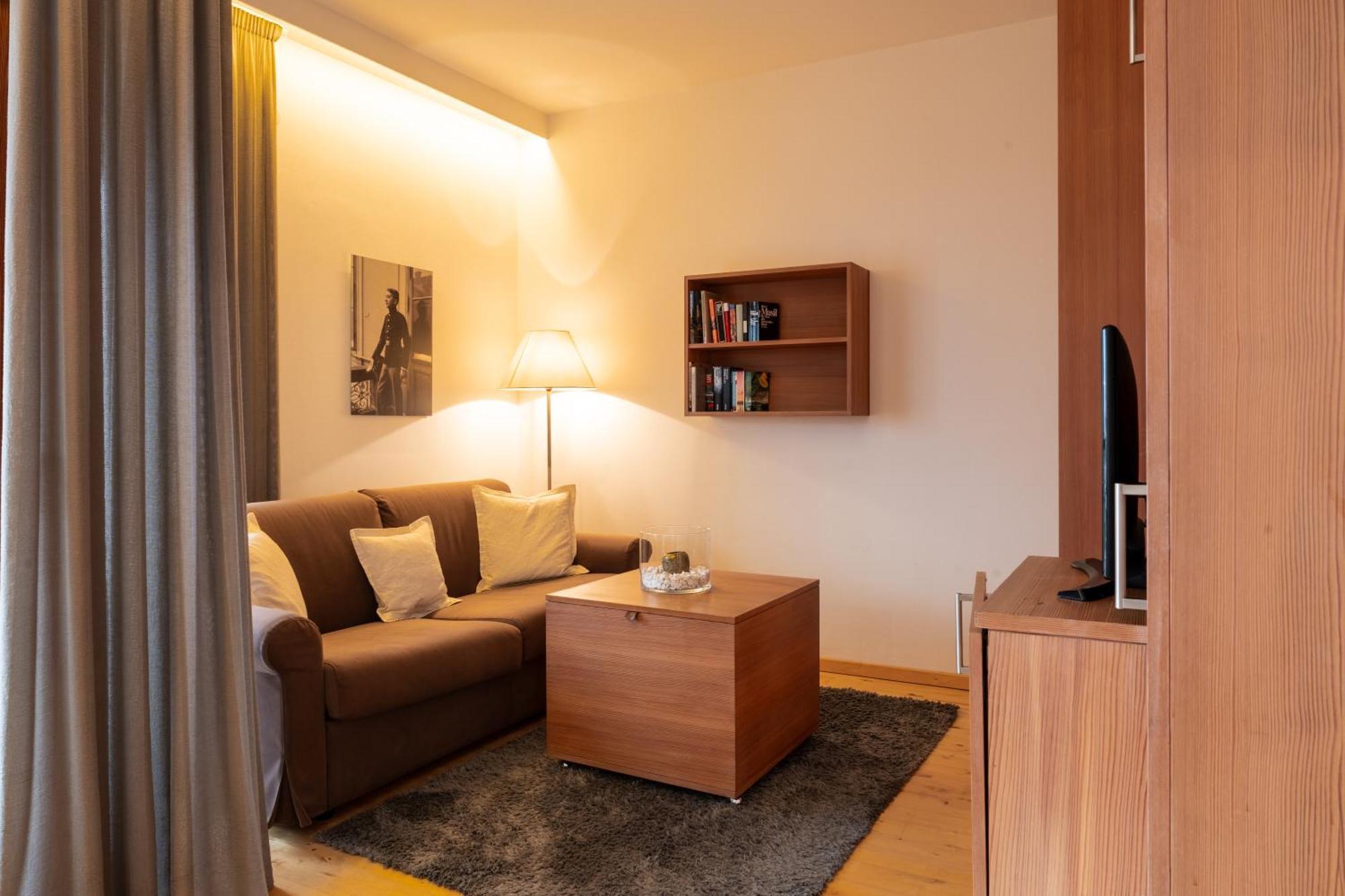 St. Ulrichhof Apartment Lana Luaran gambar